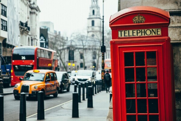 pexels-burst-374815 London, red phone box